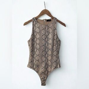 JLUXLABEL Beige and Black Patterned Bodysuit